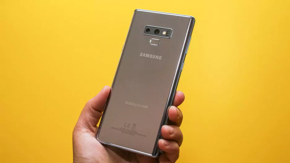 Note9-Cloud-Silver-1.jpg