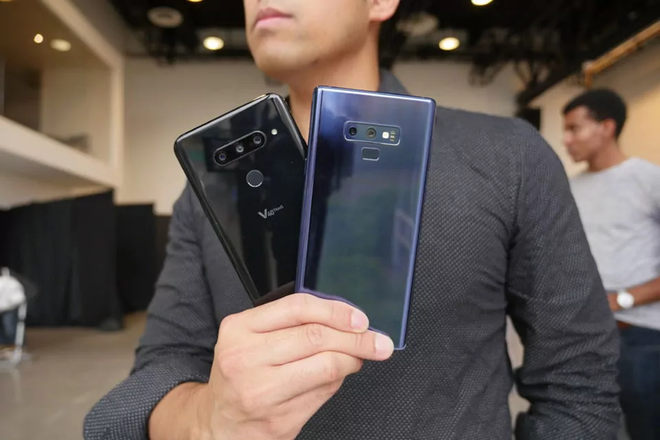 so-sanh-lg-v4-thinq-vs-samsung-galaxy-note-9-fptshop-01.jpg