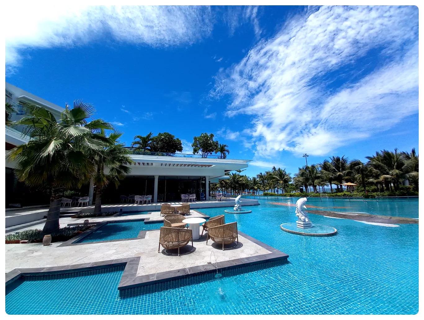 resort.jpg