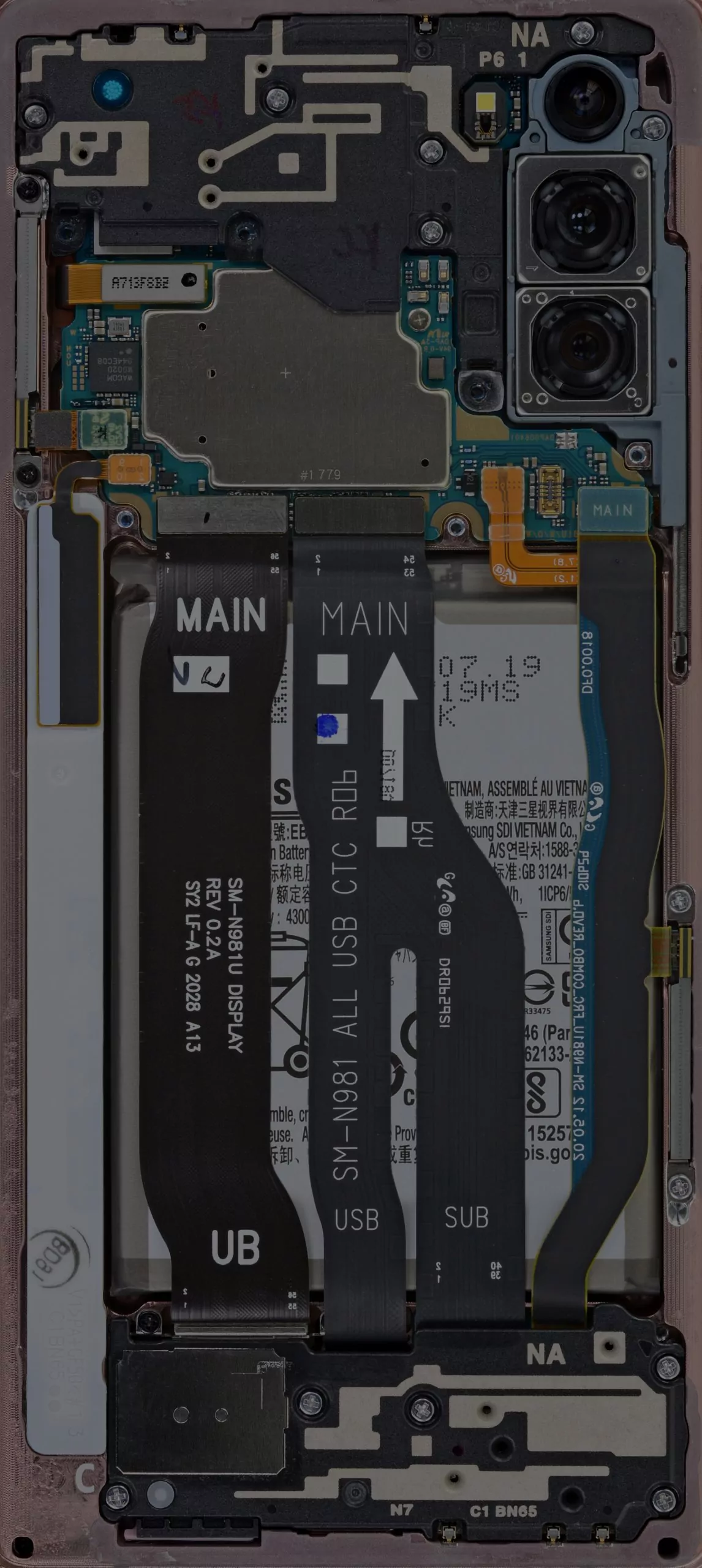 Hình nền Galaxy Note20 mang đến cho bạn những trải nghiệm tuyệt vời với màn hình Super AMOLED của nó. Mỗi lần bạn mở khóa điện thoại, một khoảnh khắc sáng tạo đang chờ đợi bạn khám phá. Hãy tải hình nền này để cảm nhận những tính năng đặc biệt của chiếc điện thoại cao cấp này.