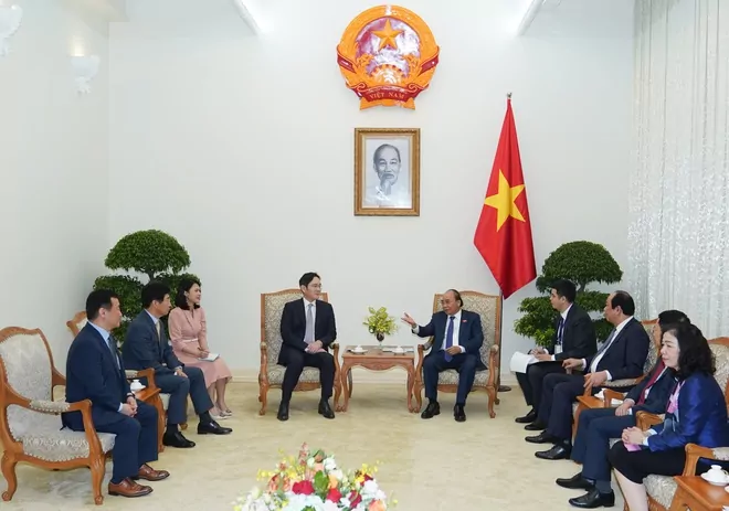 thaitusamsung1.jpg
