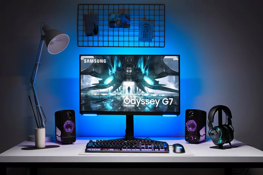 Odyssey_Gaming_Monitor_main2.jpg