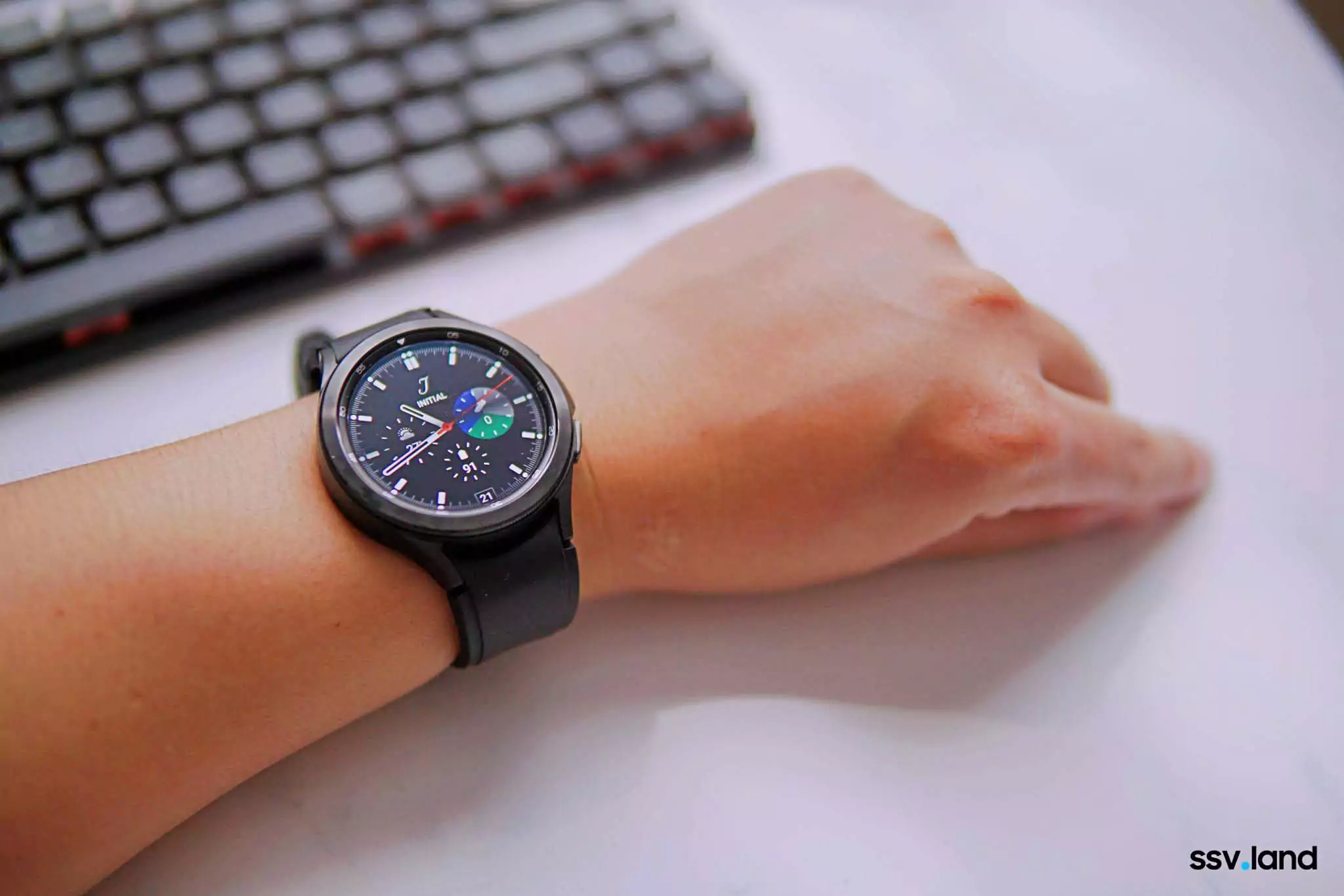 Galaxy-Tab-S7FE-Buds-Watch4-samsungvn.com-4-2.jpg