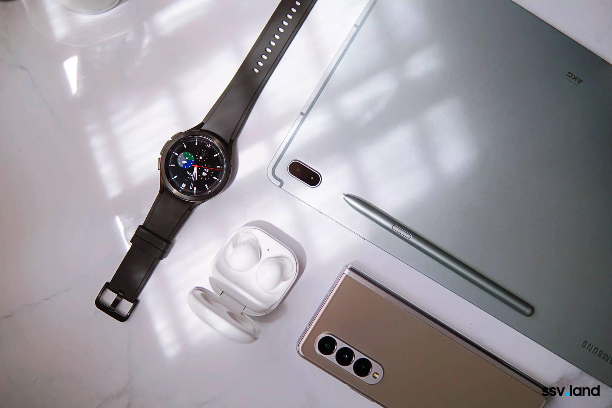 Galaxy-Tab-S7FE-Buds-Watch4-samsungvn.com-6.jpg