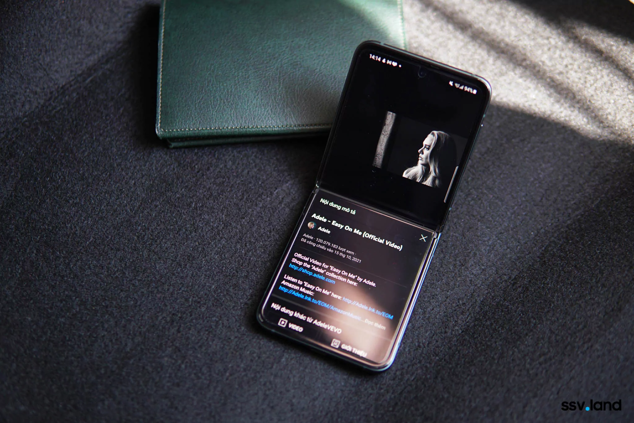 Galaxy-Z-Flip3-samsungvn.com-7.jpg
