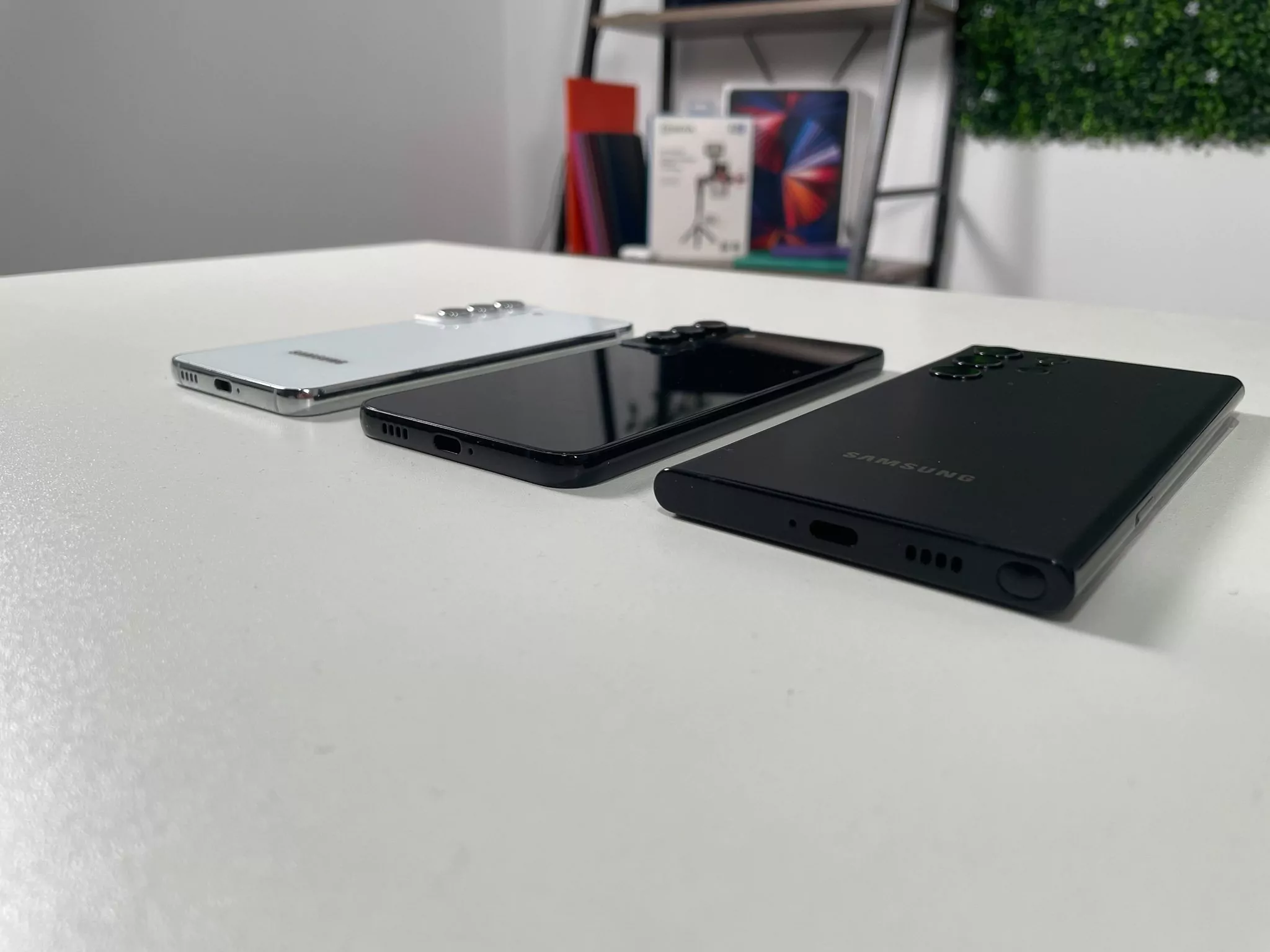 Galaxy-S22-dummy-leak-samsungvn.com-3.jpg