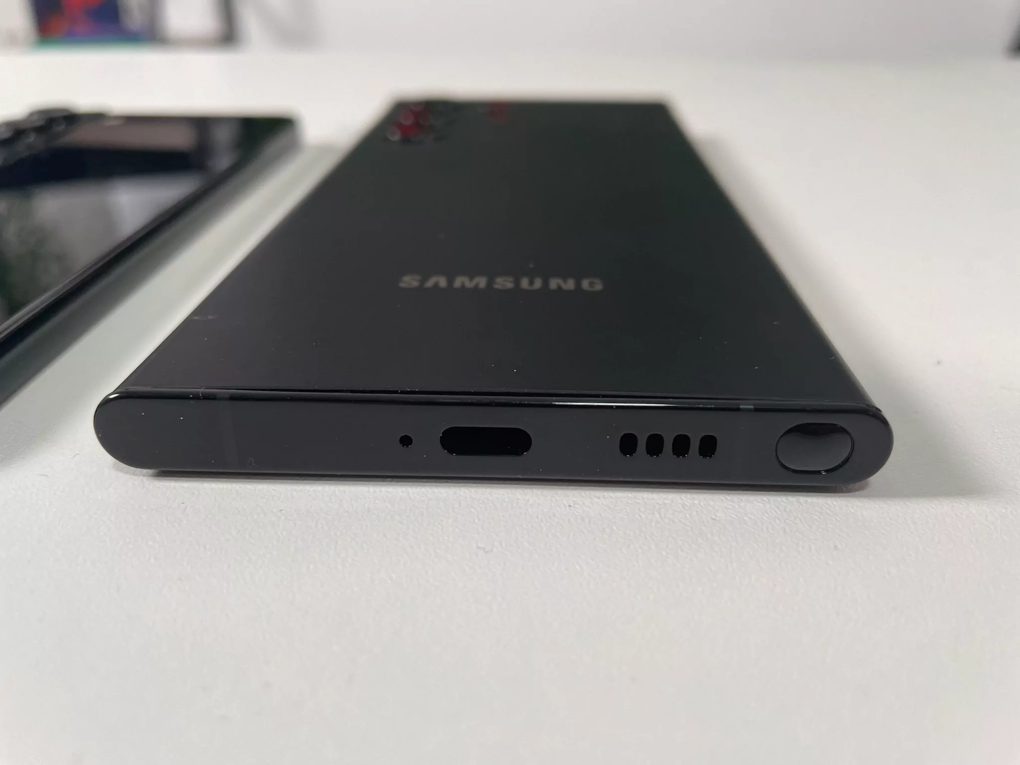 Galaxy-S22-dummy-leak-samsungvn.com-4.jpg