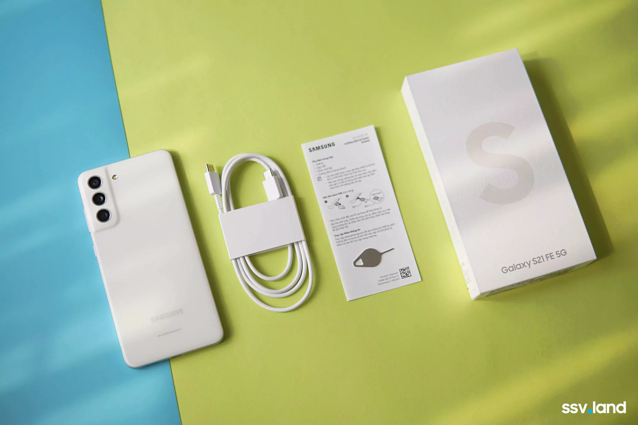 Galaxy-S21-FE-5G-Unbox-samsungvn.com-3.jpg