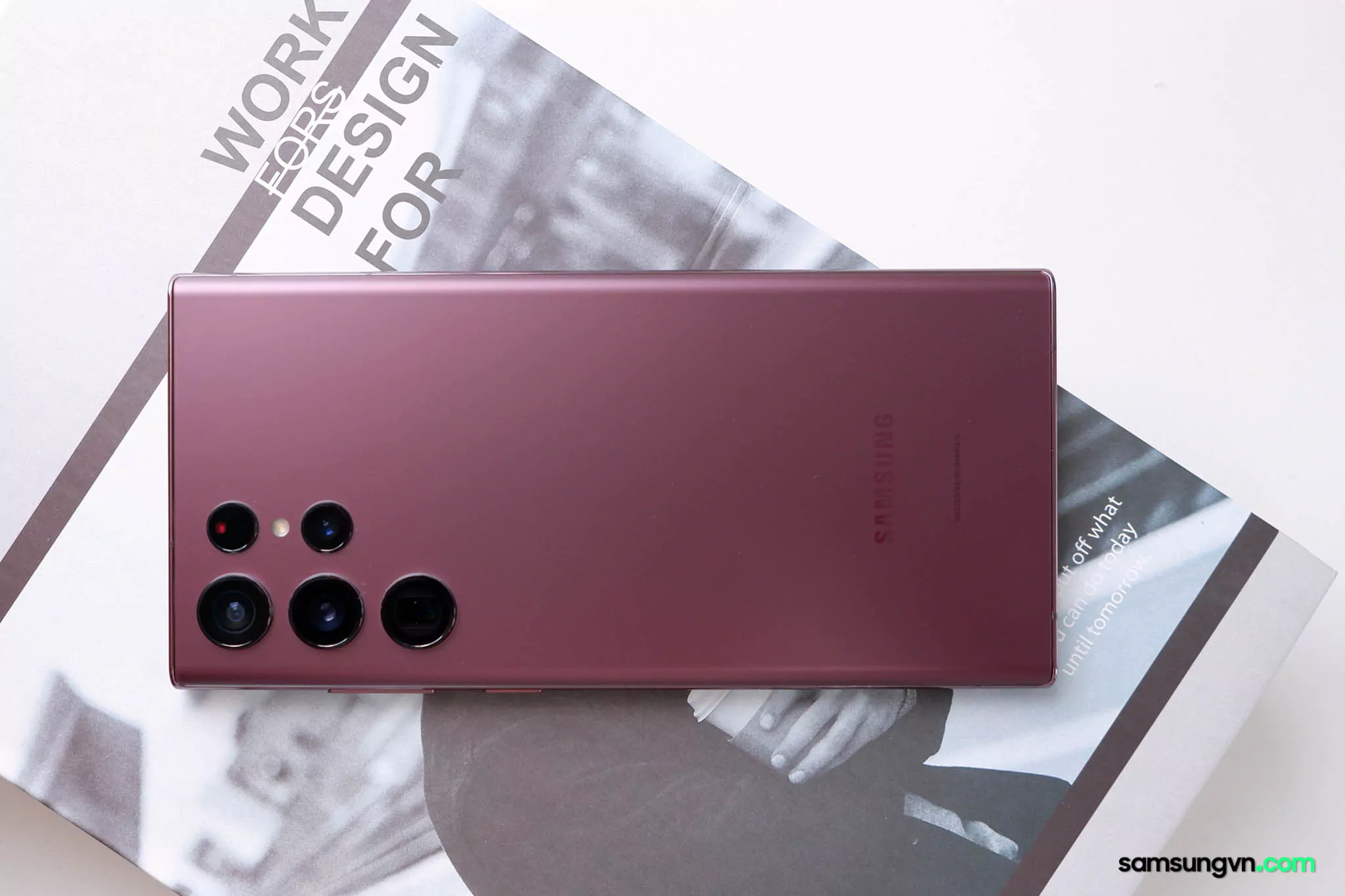 Unbox-Galaxy-S22-Ultra-samsungvn.com-43.jpg