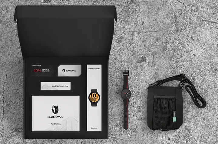 Galaxy-Watch4-Black-Yak-Edition-samsungvn.com-4.jpg
