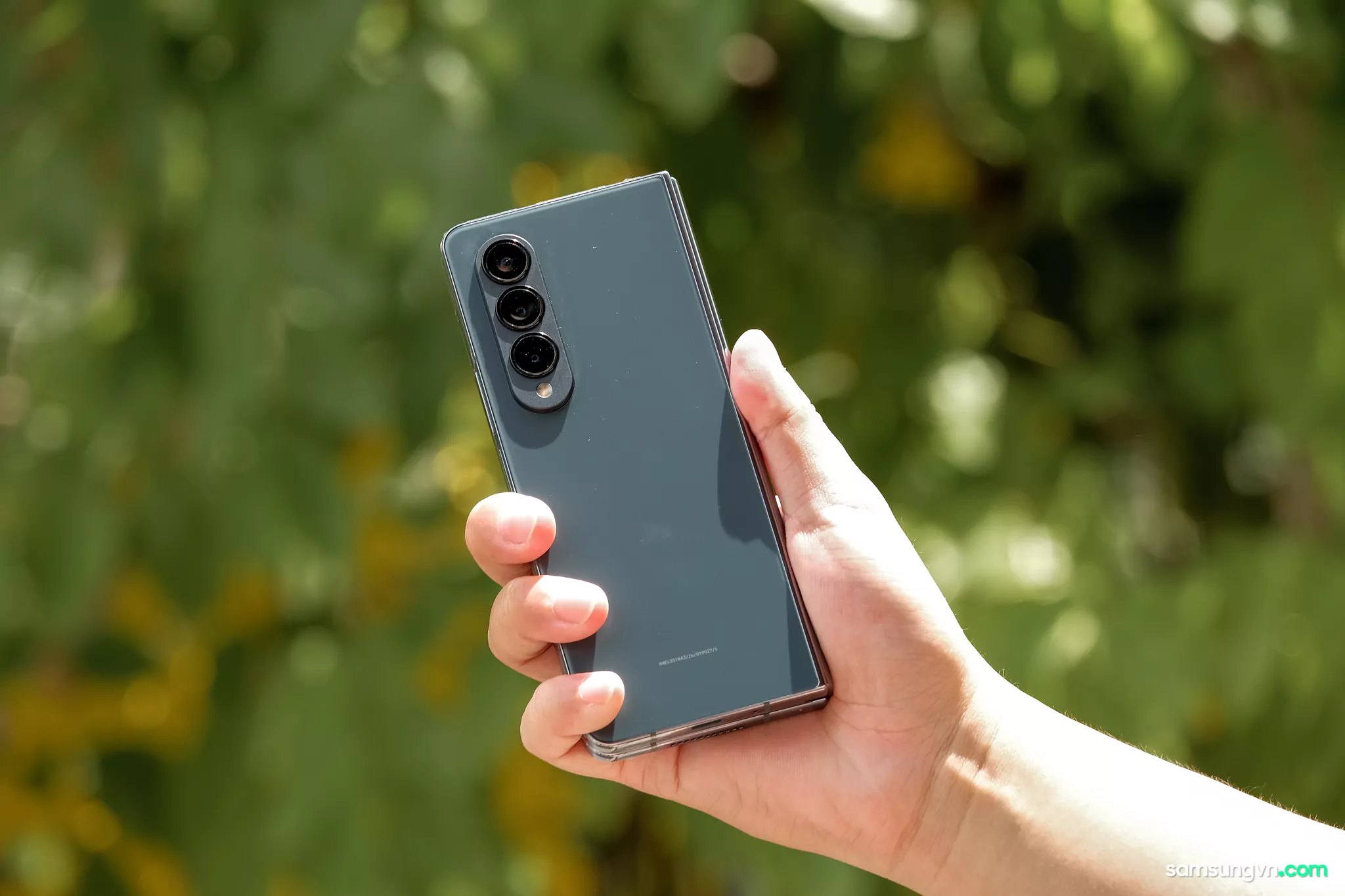 Unboxing-Galaxy-Z-Fold4-samsungvn.com-37.jpg