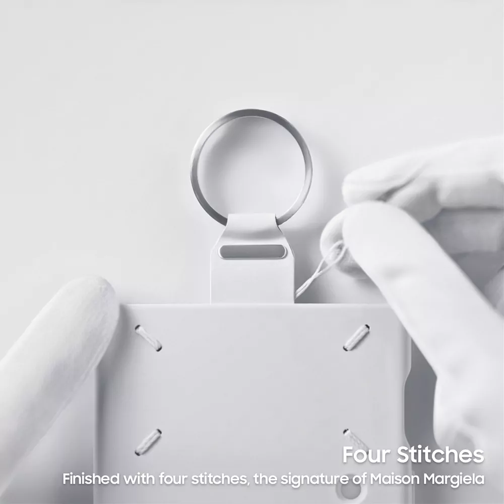Galaxy-Z-Flip4-Maison-Margiela-teaser-samsungvn.com-3.jpg