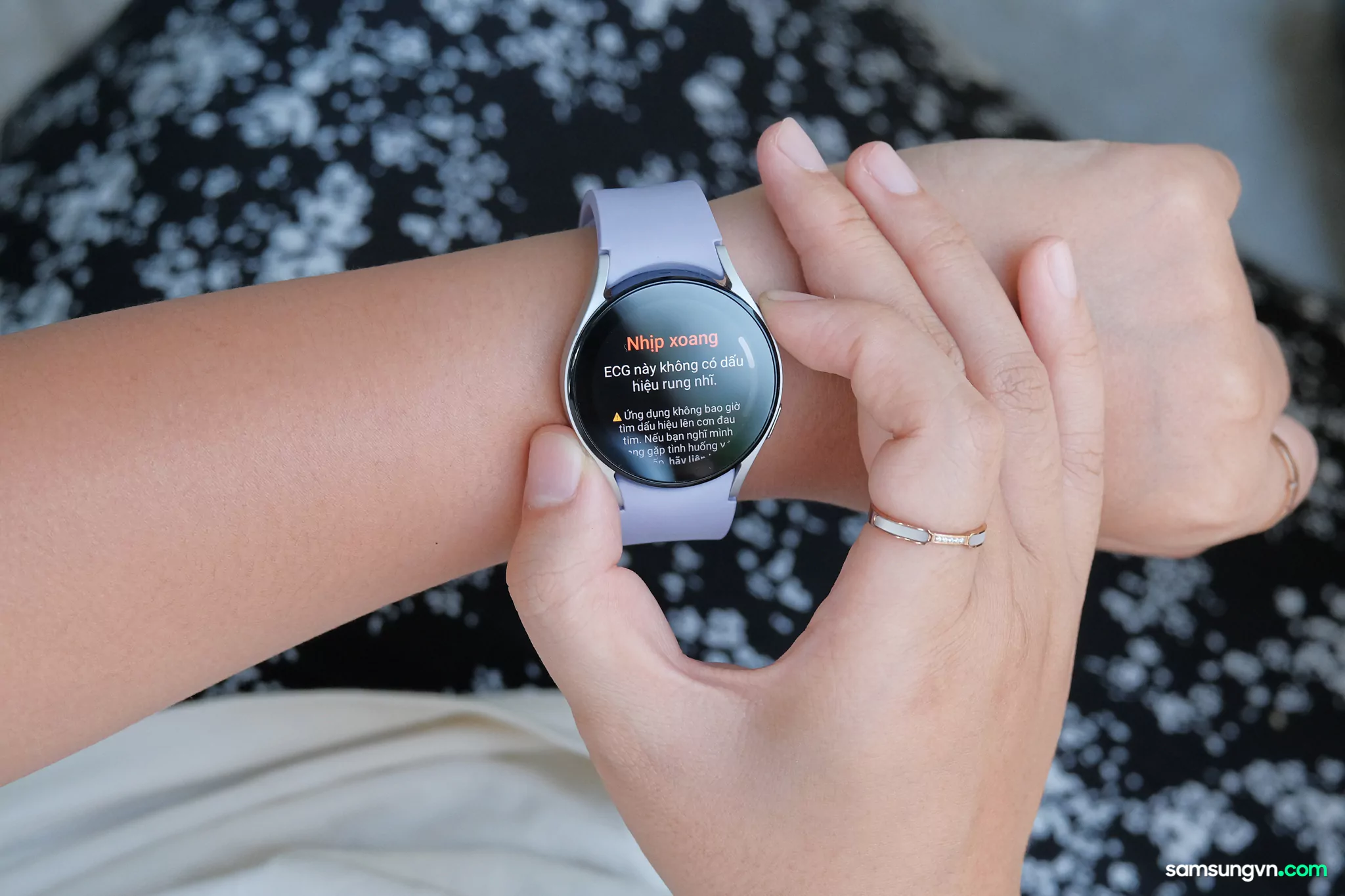 Cham-soc-suc-khoe-cung-Galaxy-Watch5-samsungvn.com-1.jpg