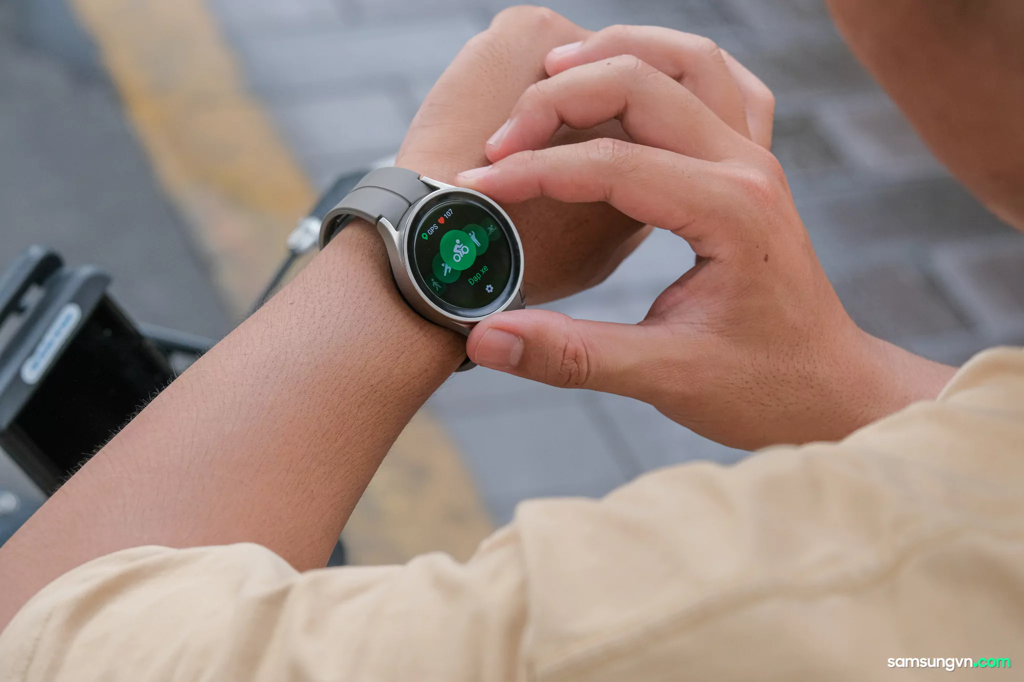 Thang-suc-khoe-He-sinh-thai-Galaxy-Watch5-S23Ultra-Buds2Pro-samsungvn.com-6.jpg
