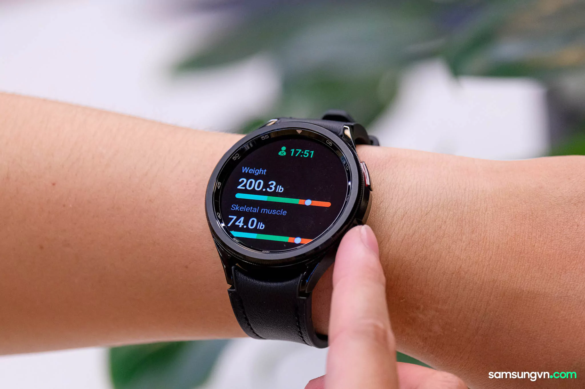 Tren-tay-Galaxy-Watch6-Series-samsungvn.com-10.jpg