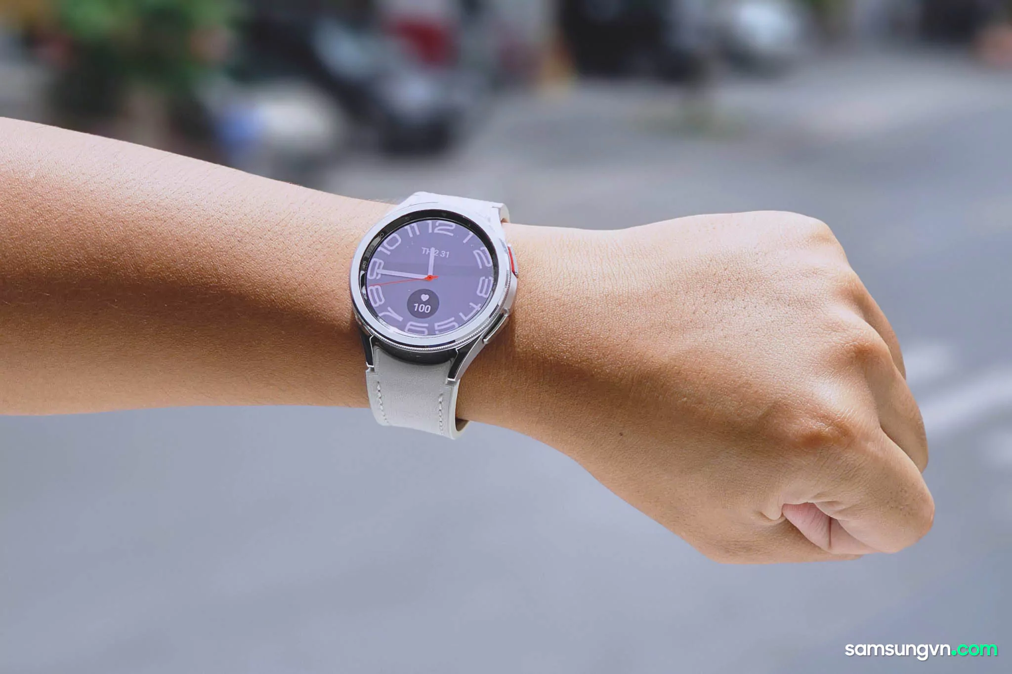 Mo-hop-Galaxy-Watch6-Classic-samsungvn.com-2.jpg