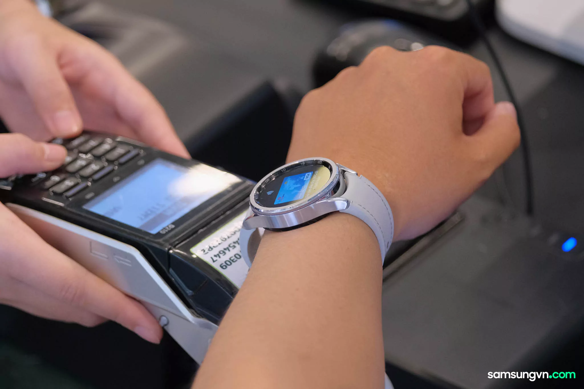 Galaxy-Watch6-Classic-Trung-Thu-samsungvn.com-9.jpg