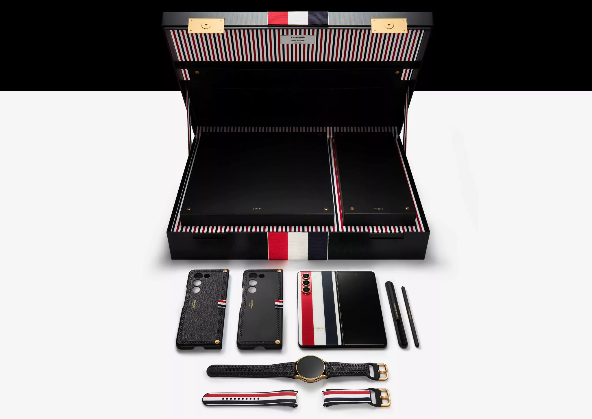Galaxy-Z-Fold5-Thom-Browne-Edition-samsungvn.com-7.jpg