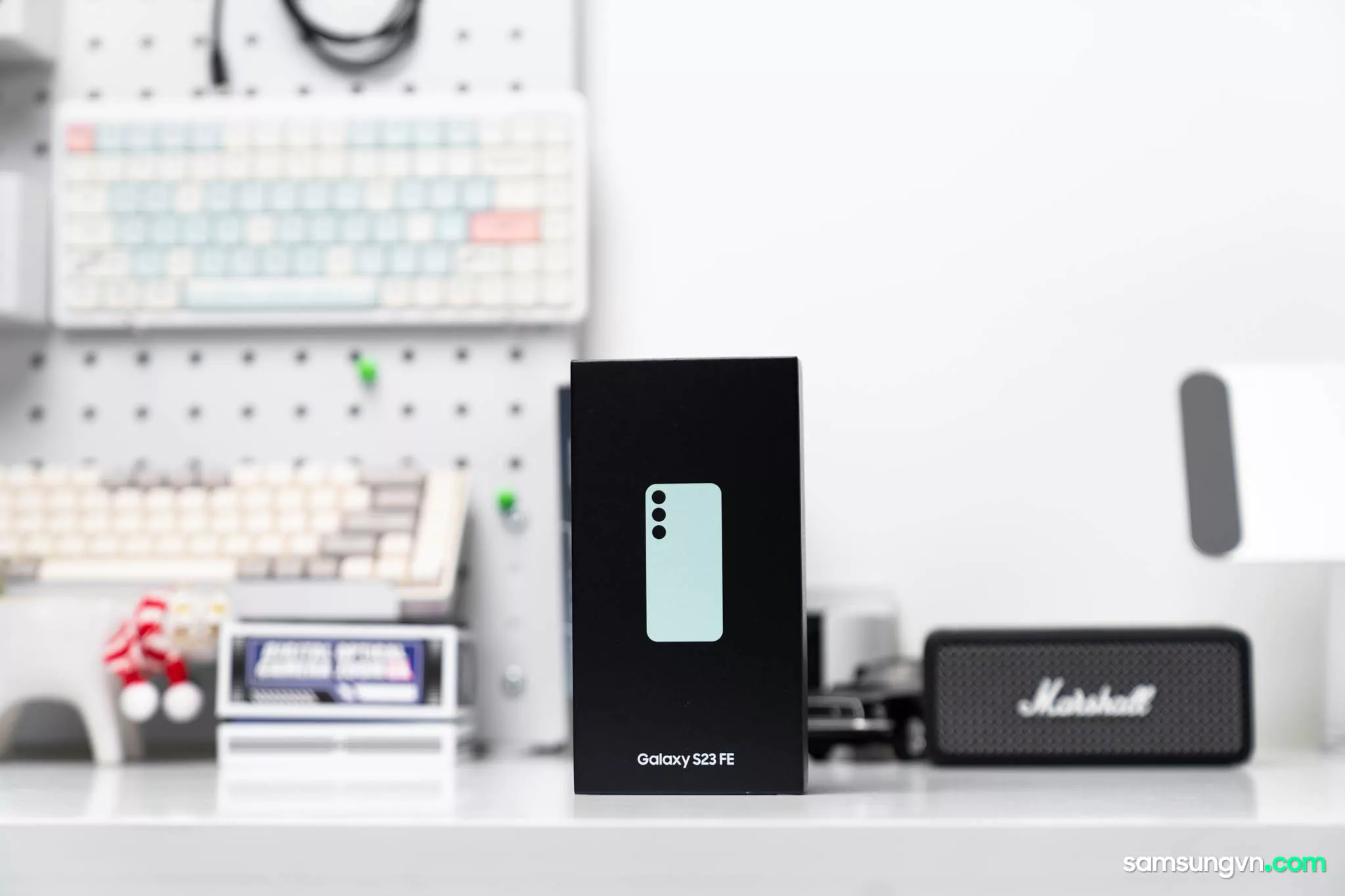Mo-hop-Galaxy-S23-FE-Xanh-Mint-samsungvn.com-7.jpg