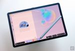 Và điều đặc biệt nhất trên Tab S6 là chiếc bút S Pen có thiết kế mới. Và đây là chiếc S Pen với kết nối Bluetooth