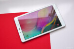 Máy sở hữu màn hình cực đại đến 8 inch cùng chipset Snapdragon 429 cho trải nghiệm giải trí đơn giản, thoải mái đàm thoại và xem phim, coi Youtube svg+xml,%3Csvg%20xmlns%3D%22http%3A%2F%2Fwww.w3.org%2F2000%2Fsvg%22%20width%3D%22150%22%20height%3D%22100%22%20viewBox%3D%220%200%20150%20100%22%3E%3C%2Fsvg%3E