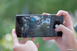 Nổi bật nhất là camera 200MP siêu nét