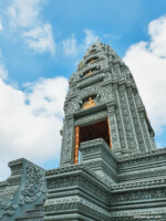 Những chi tiết từ đền thờ đến bầu trới đều được tái tạo 1 cách xuất sắc