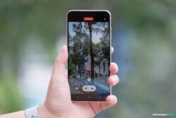 Khả năng quay video cải thiện mạnh nhất là giảm rung, giảm nhiễu, 8K@30fps ...