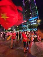 Hoà chung niềm vui chiến thắng