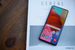 Mặt trước Galaxy A51 là màn hình Infinity-O với camera giữa như Note10